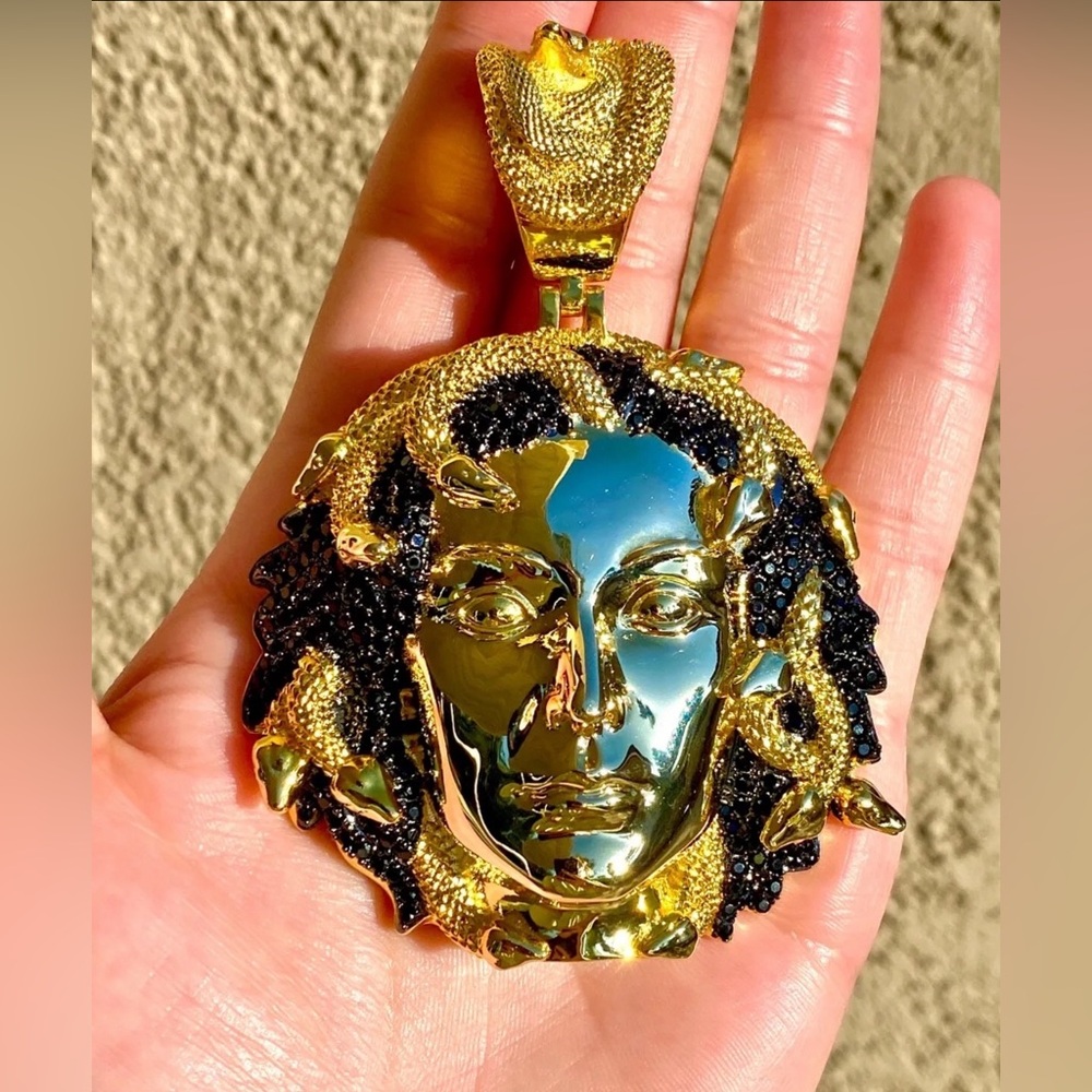 ✅14K Gold Plated Iced Medusa Sneak Head Pendant Medallion Fits upto 10mm Chain